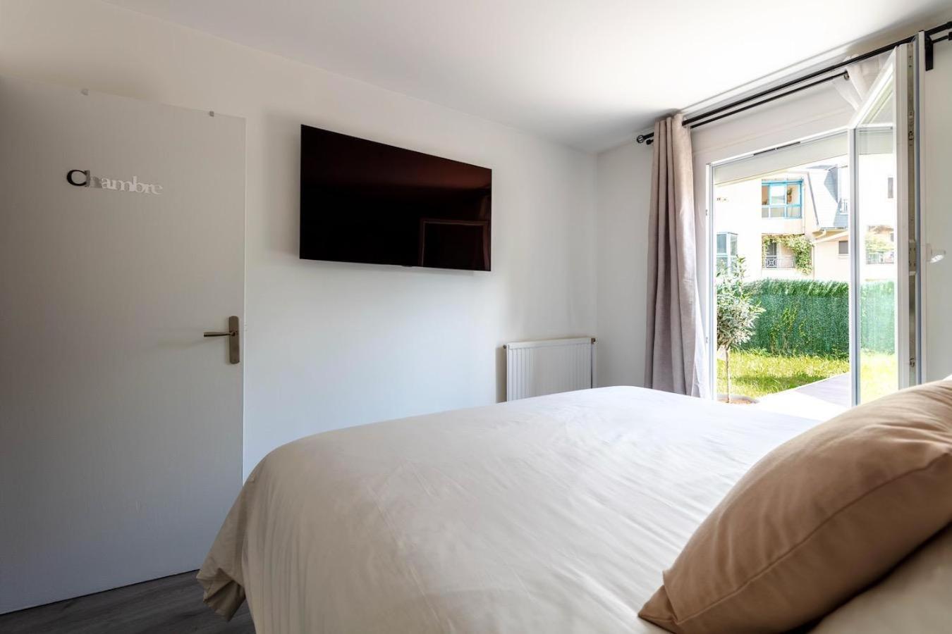Charmant Refuge Avec Jardin, A 6 Minutes A Pied Du Metro Creteil L Echat-Lovely Retreat With Garden, Located A 6-Minute Walk From Creteil L Echat Metro Station Exterior foto