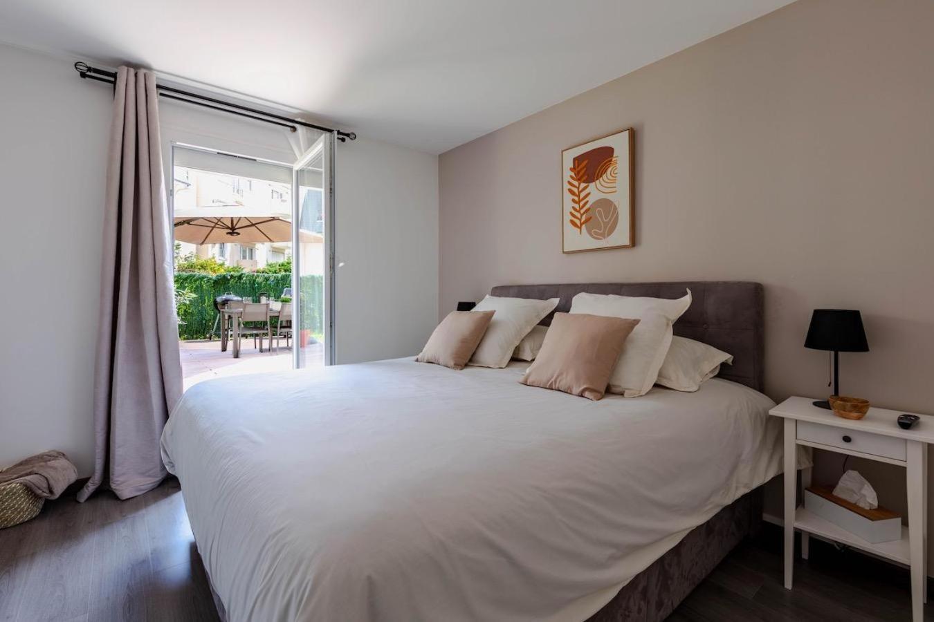 Charmant Refuge Avec Jardin, A 6 Minutes A Pied Du Metro Creteil L Echat-Lovely Retreat With Garden, Located A 6-Minute Walk From Creteil L Echat Metro Station Exterior foto