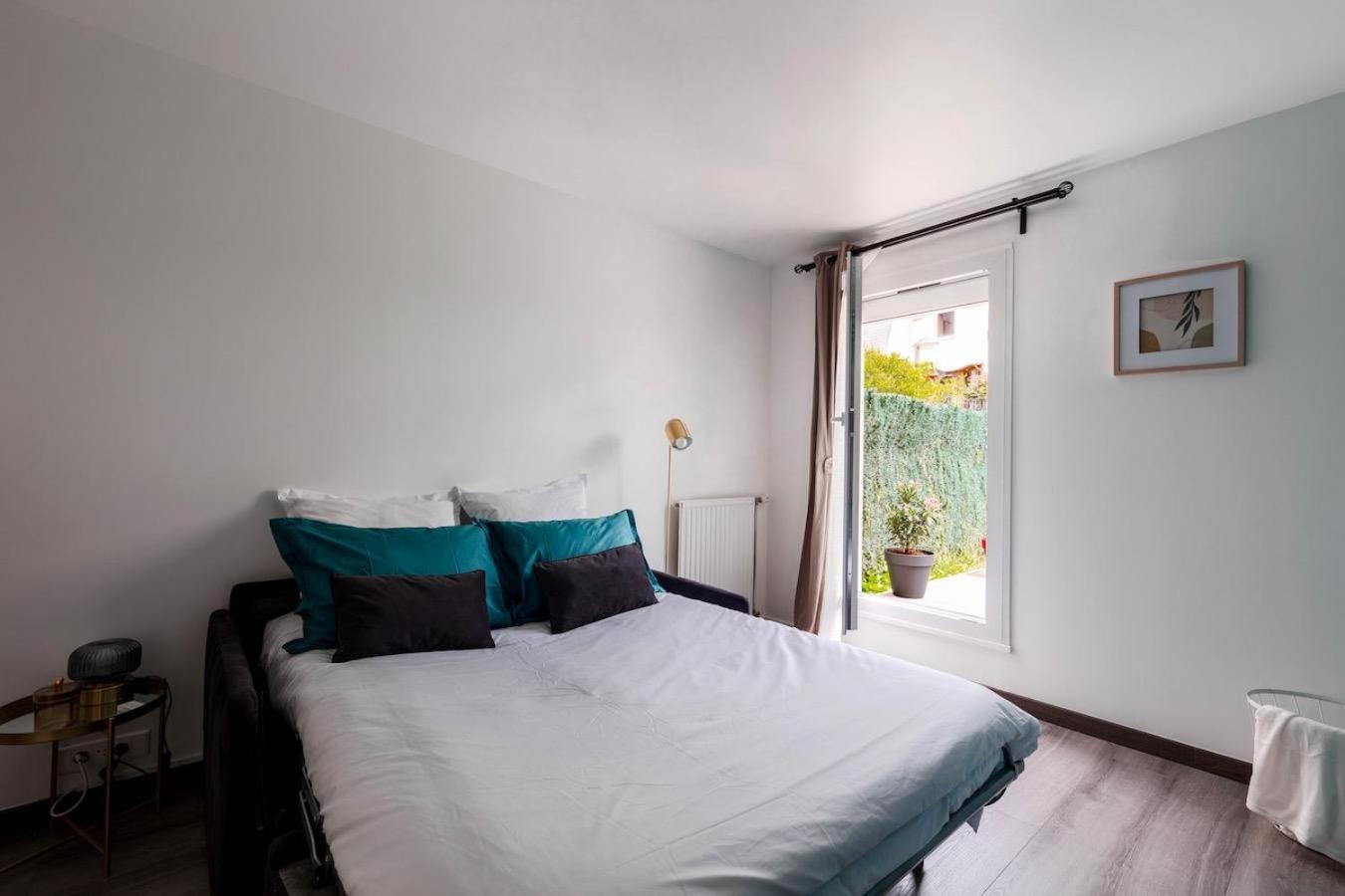 Charmant Refuge Avec Jardin, A 6 Minutes A Pied Du Metro Creteil L Echat-Lovely Retreat With Garden, Located A 6-Minute Walk From Creteil L Echat Metro Station Exterior foto