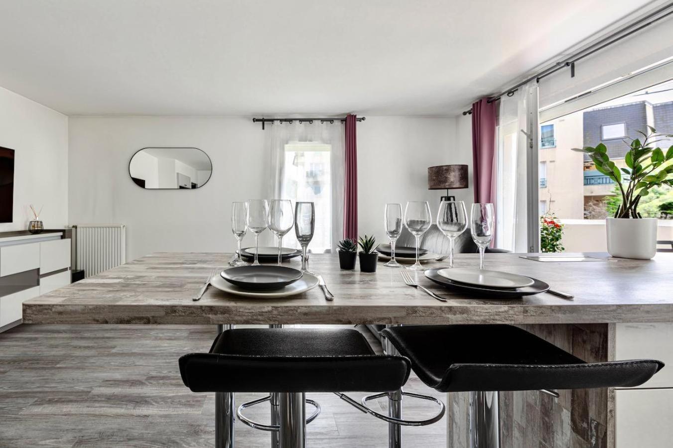 Charmant Refuge Avec Jardin, A 6 Minutes A Pied Du Metro Creteil L Echat-Lovely Retreat With Garden, Located A 6-Minute Walk From Creteil L Echat Metro Station Exterior foto