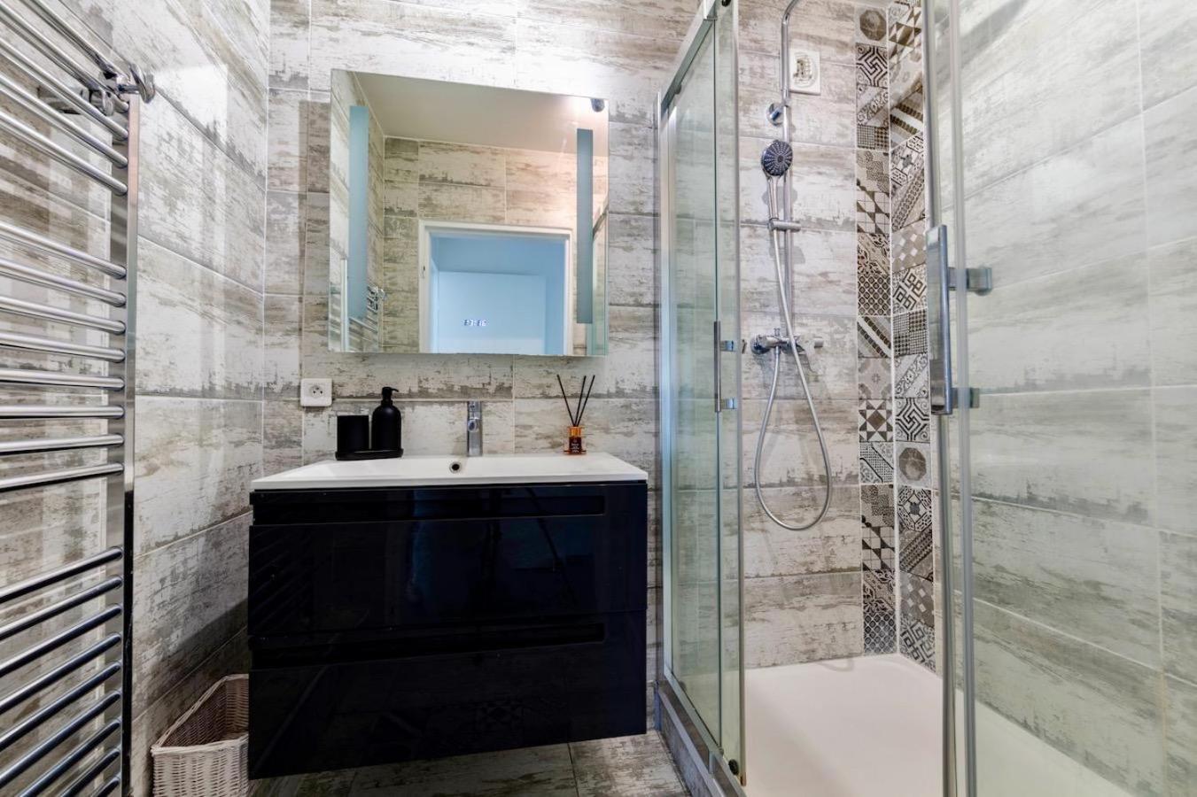 Charmant Refuge Avec Jardin, A 6 Minutes A Pied Du Metro Creteil L Echat-Lovely Retreat With Garden, Located A 6-Minute Walk From Creteil L Echat Metro Station Exterior foto